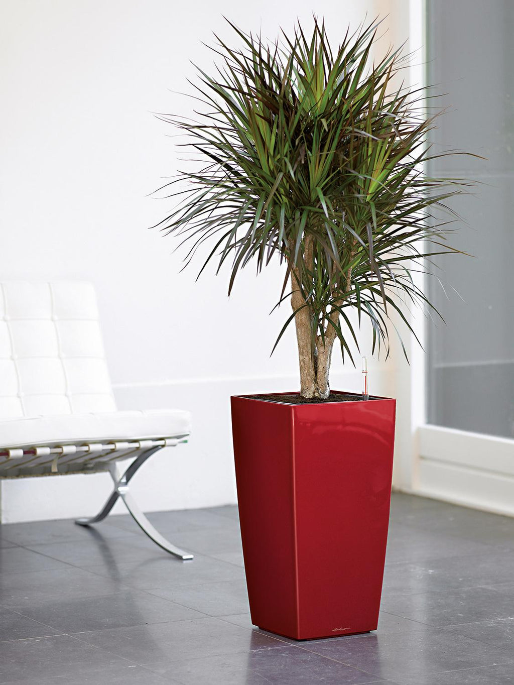 CUBICO planter, 22x22/41 cm, scarlet red