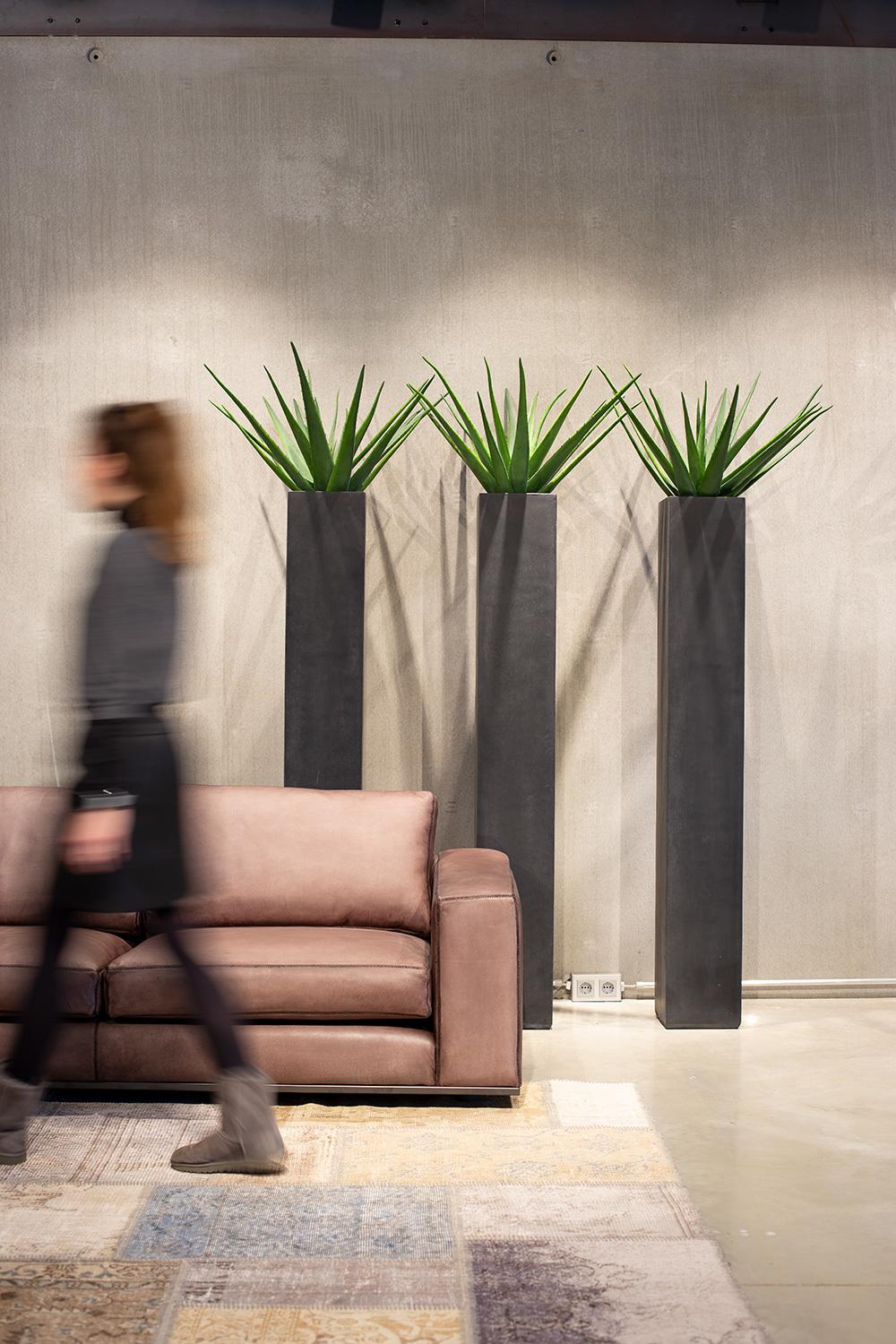 DIVISION PLUS planting column, 23x23/160 cm, anthracite